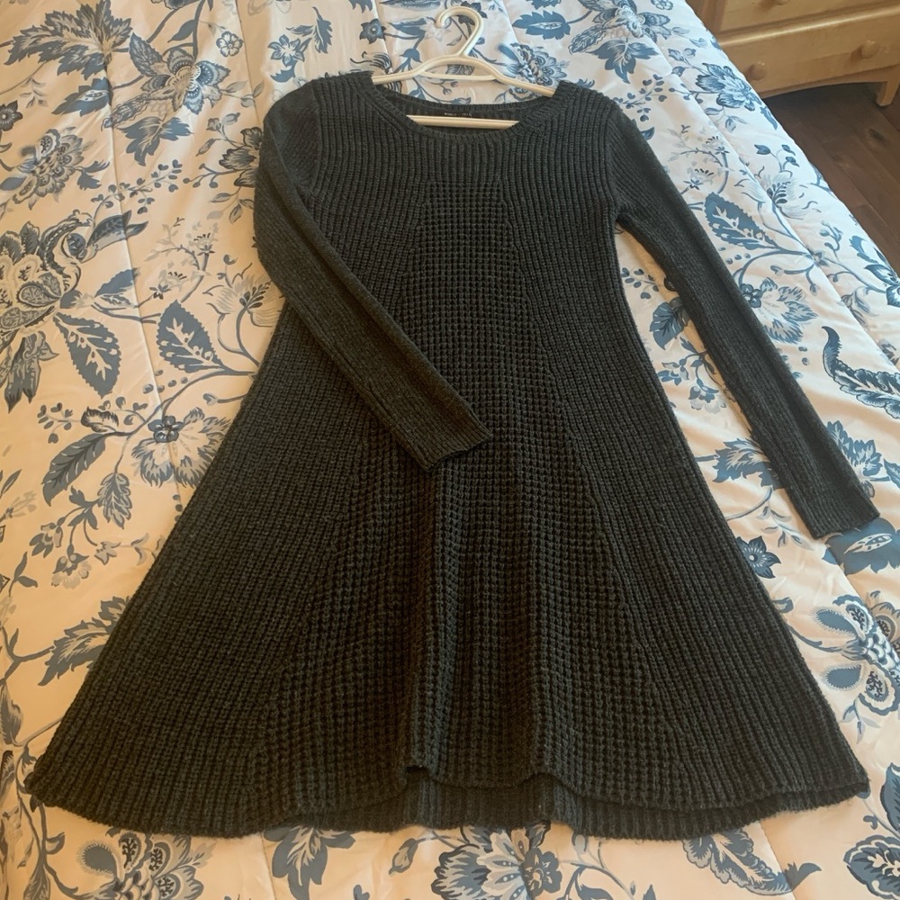 Romeo & Juliet couture gray sweater dress